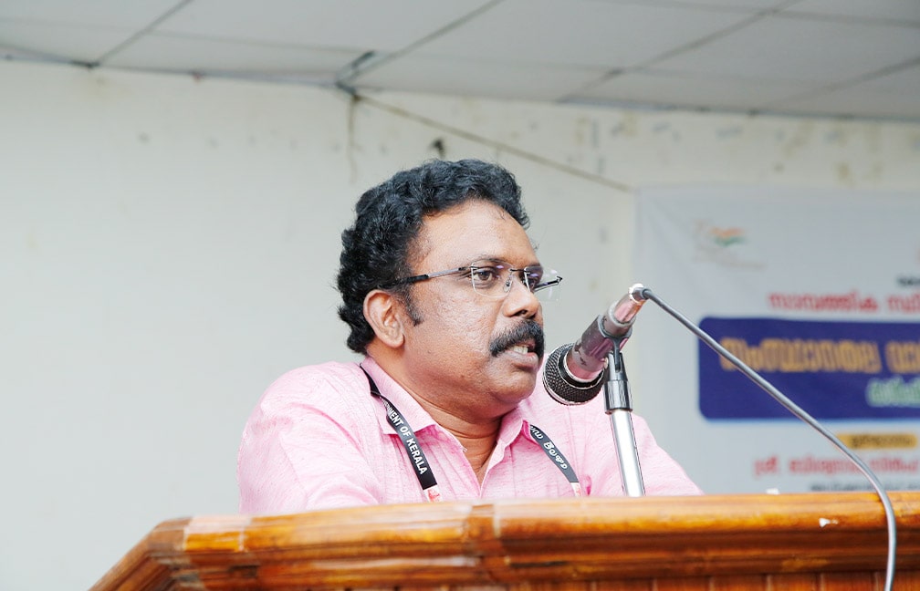 Inaugural address by Director of Economics & Statistics Sri. Sajeevu P P