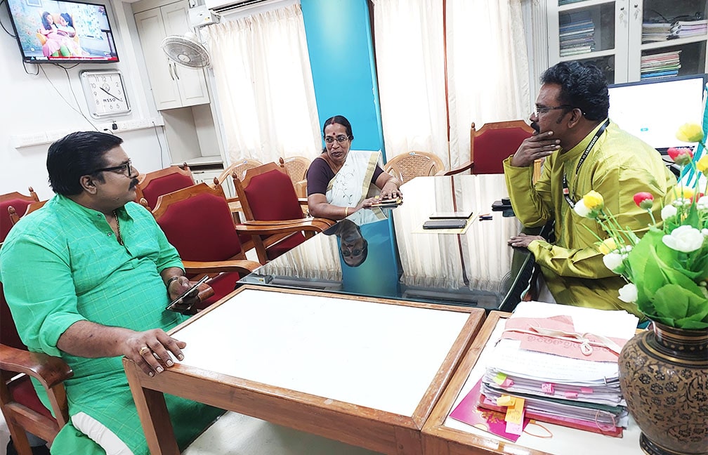 Director Sri. Sajeevu PP with Dr. G S Pradeep and Addl Director Smt. Lathakumari C S