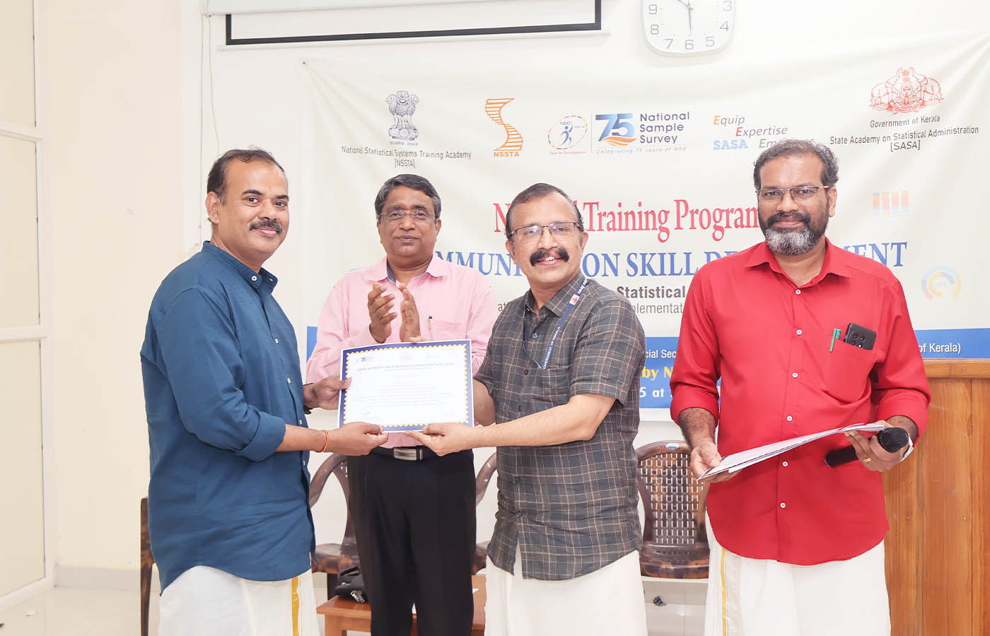 Presenting certificate to Sri. Awanish Kumar, Senior Statistical Officer, MoSPI, ESD, New Delhi