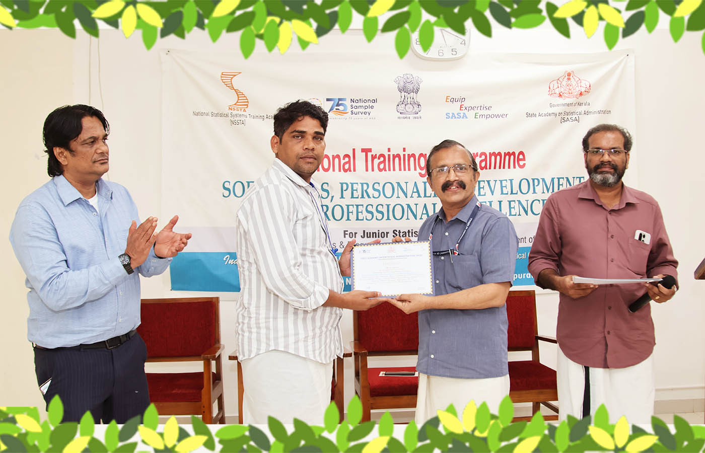 Presenting the certificate to Sri. Ajay Singh, Junior Statistical Officer, NSO (FOD) RO Kolkata